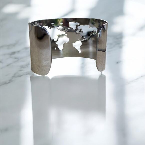 World Cuff  Earth Map Bracelet & Ring Set NIB - Picture 3 of 7